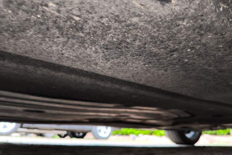Used BMW 5 Series 2023 530Li Leading Model M Sport Package Chassis Front Left