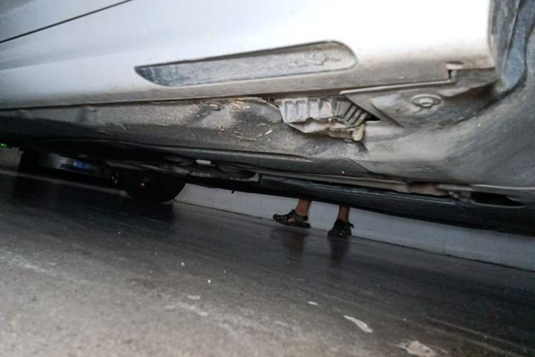 Used BMW 5 Series 2023 530Li Leading Model M Sport Package Chassis Front Right