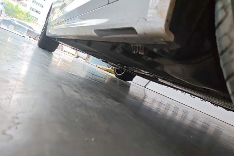 Used BMW 5 Series 2023 530Li Leading Model M Sport Package Chassis Front Right