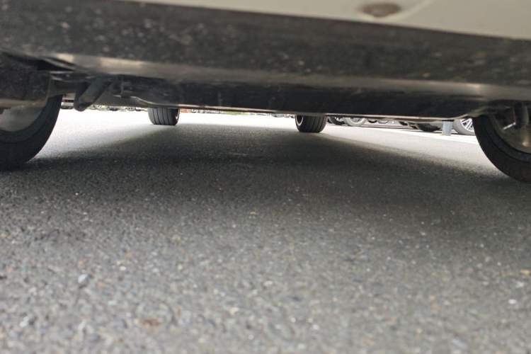 Used BMW 5 Series 2023 530Li Leading Model M Sport Package Chassis Front