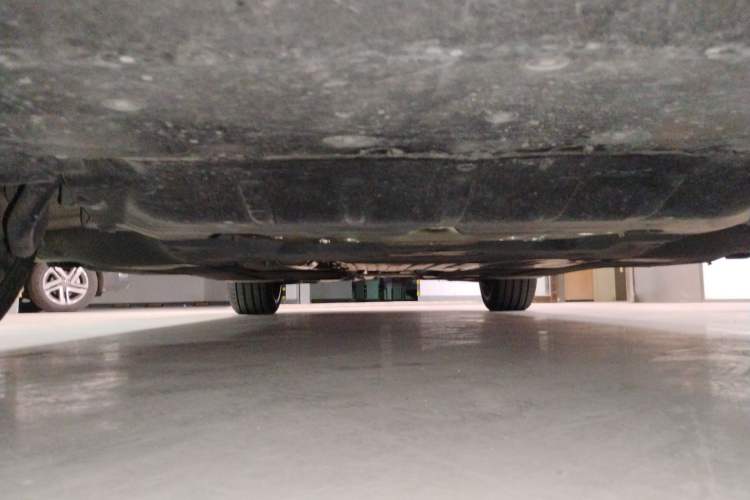 Used BMW 5 Series 2023 530Li Leading Model M Sport Package Chassis Front