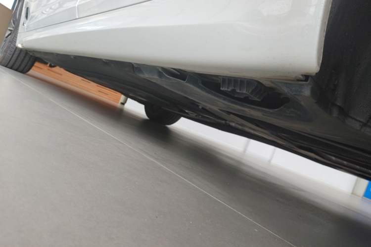 Used BMW 5 Series 2023 530Li Leading Model M Sport Package Chassis Rear Left