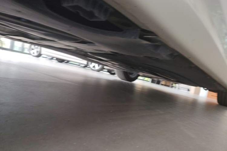 Used BMW 5 Series 2023 530Li Leading Model M Sport Package Chassis Rear Right