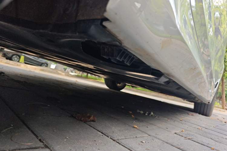 Used BMW 5 Series 2023 530Li Luxury Edition M Sport Package Chassis Rear Right