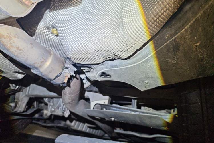 Used BMW 5 Series 2023 530Li Luxury Edition M Sport Package Chassis Rear Right