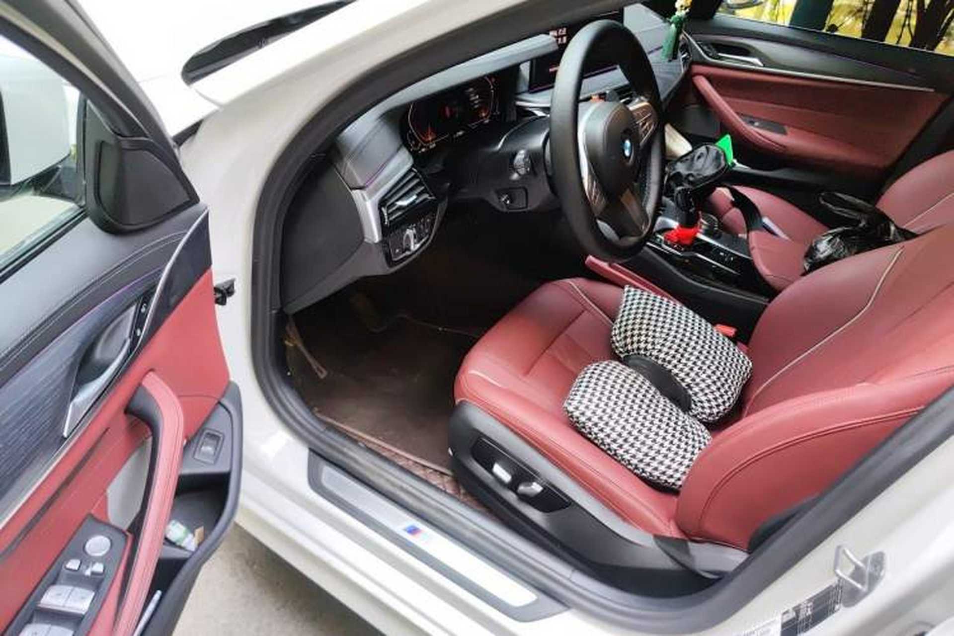 Used BMW 5 Series 2023 530Li Leading Model M Sport Package Driver Seat