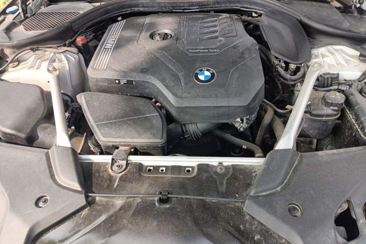 Used BMW 5 Series 2023 530Li Leading Model M Sport Package Engine Bay