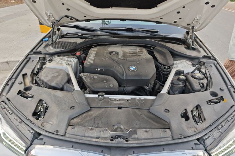 Used BMW 5 Series 2023 530Li Leading Model M Sport Package Engine Bay
