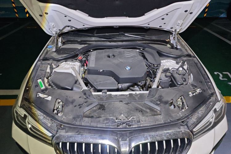 Used BMW 5 Series 2023 530Li Leading Model M Sport Package Engine Bay