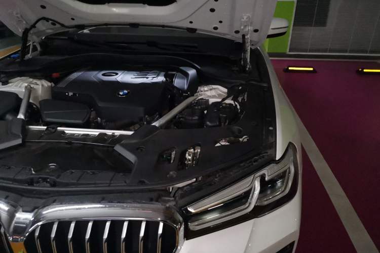 Used BMW 5 Series 2023 Restyled 530Li Leading Edition M Sport Package Engine Bay Left