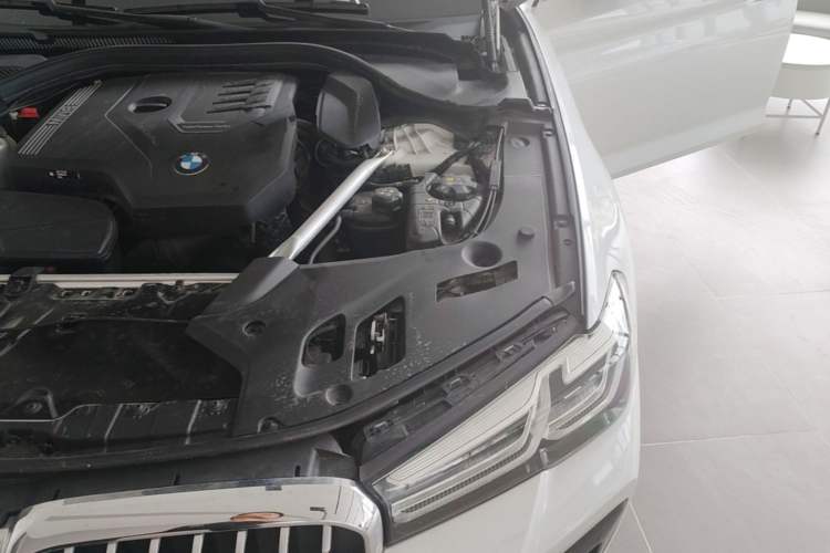 Used BMW 5 Series 2023 530Li Leading Model M Sport Package Engine Bay Left