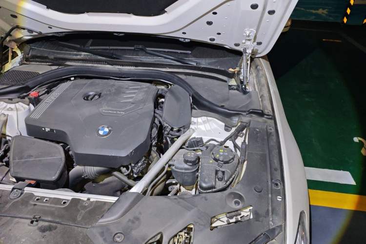 Used BMW 5 Series 2023 530Li Leading Model M Sport Package Engine Bay Left