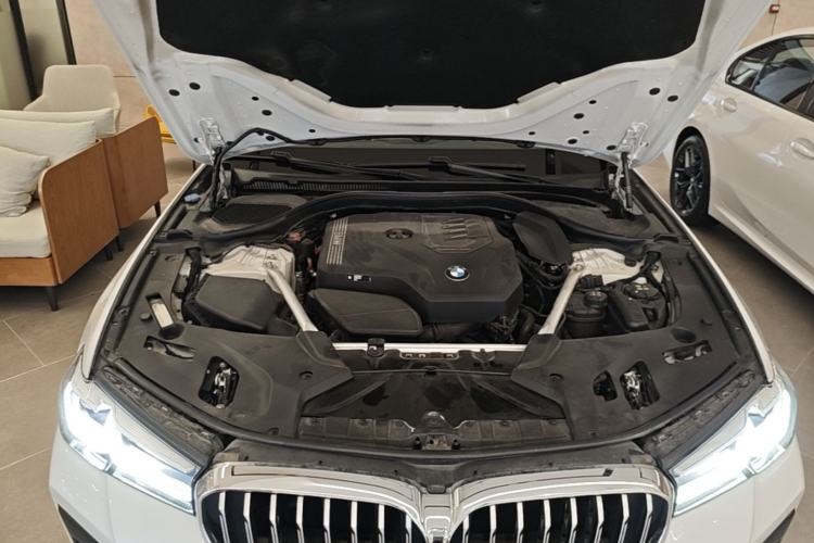 Used BMW 5 Series 2023 530Li Leading Model M Sport Package Engine Bay