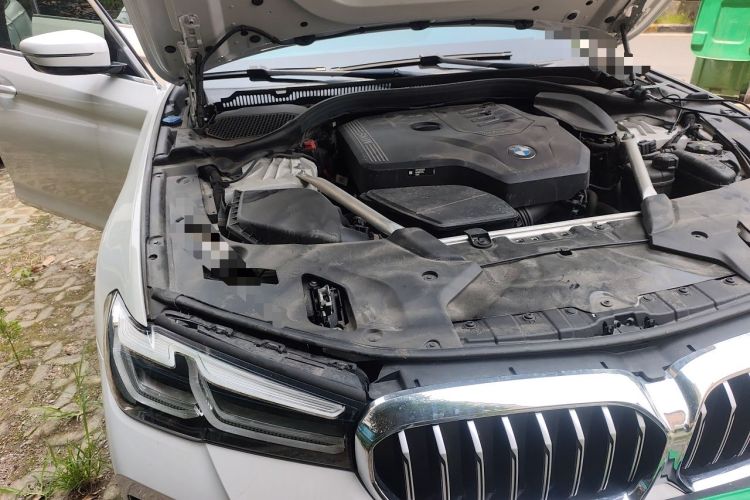 Used BMW 5 Series 2023 530Li Leading Model M Sport Package Engine Bay Right