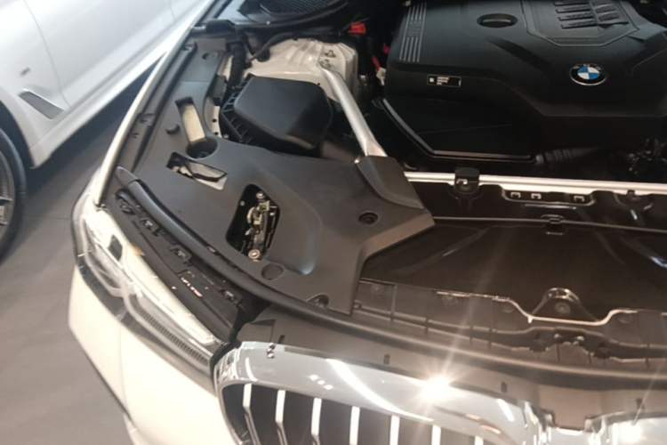 Used BMW 5 Series 2023 530Li xDrive M Sport Package Engine Bay Right