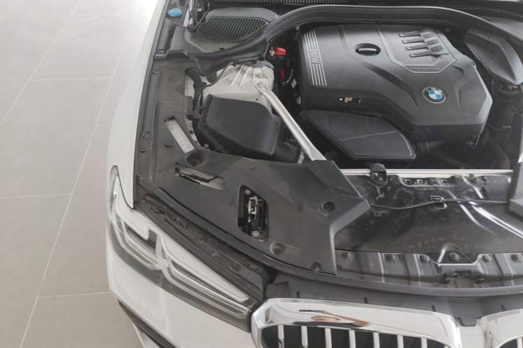 Used BMW 5 Series 2023 530Li Leading Model M Sport Package Engine Bay Right