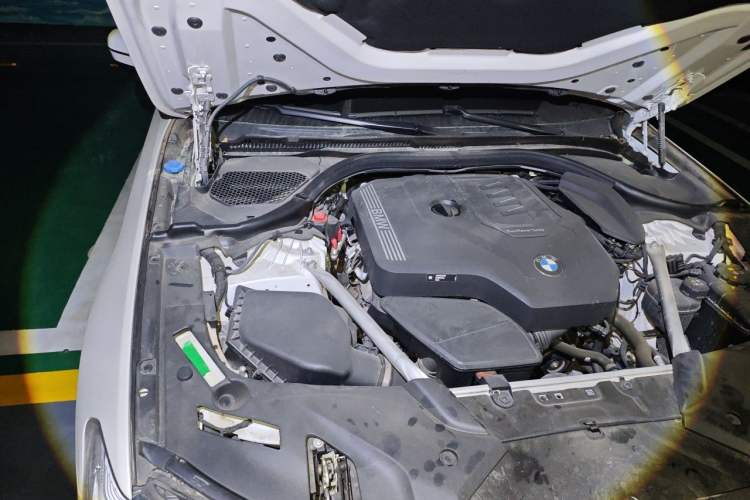 Used BMW 5 Series 2023 530Li Leading Model M Sport Package Engine Bay Right