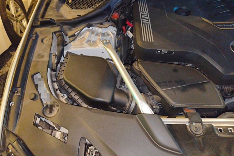 Used BMW 5 Series 2023 530Li Luxury Edition M Sport Package Engine Bay Right