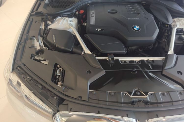Used BMW 5 Series 2023 530Li Leading Edition Luxury Package Engine Bay Right