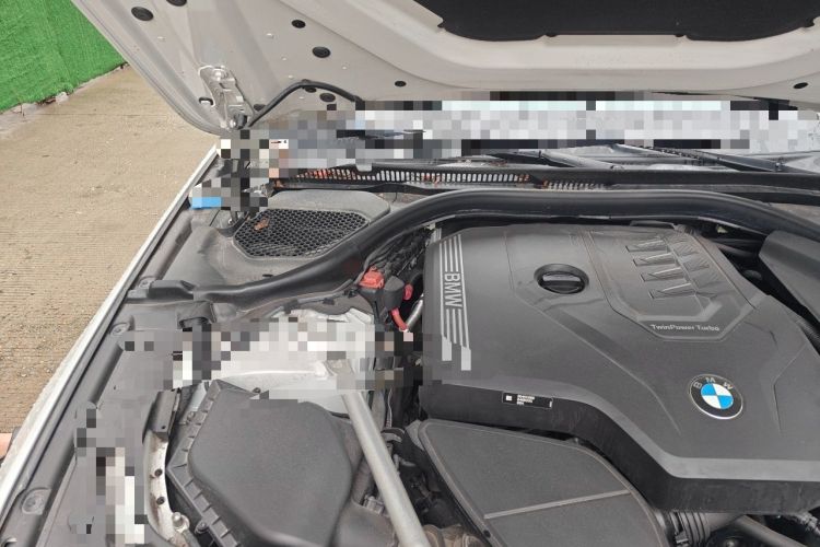 Used BMW 5 Series 2023 530Li Leading Model M Sport Package Engine Bay Right