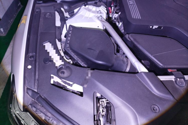 Used BMW 5 Series 2023 530Li Leading Model M Sport Package Engine Bay Right