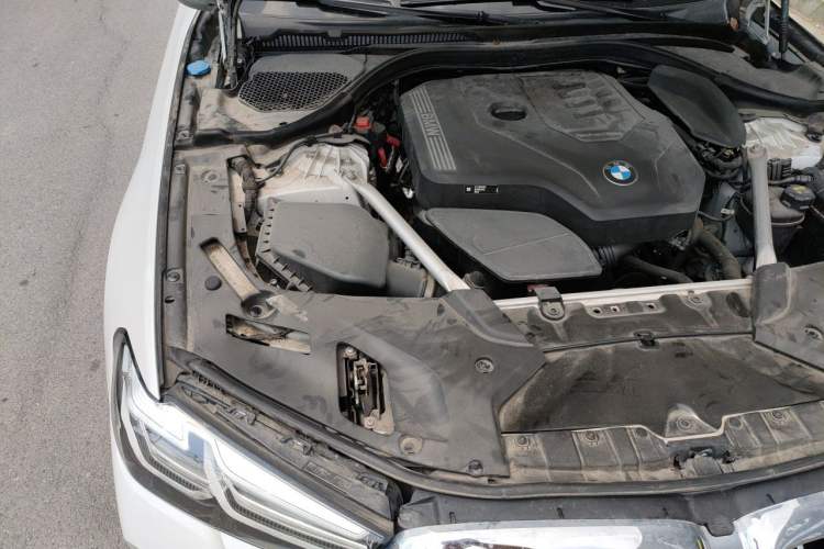 Used BMW 5 Series 2023 530Li Leading Model M Sport Package Engine Bay Right