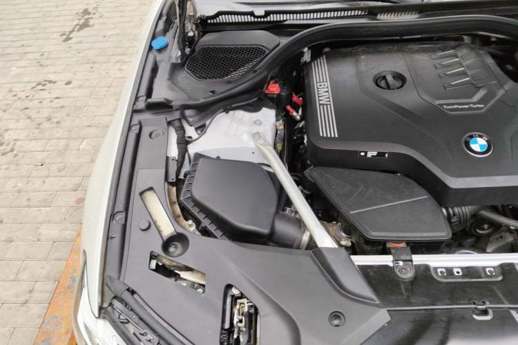 Used BMW 5 Series 2023 530Li Leading Model M Sport Package Engine Bay Right