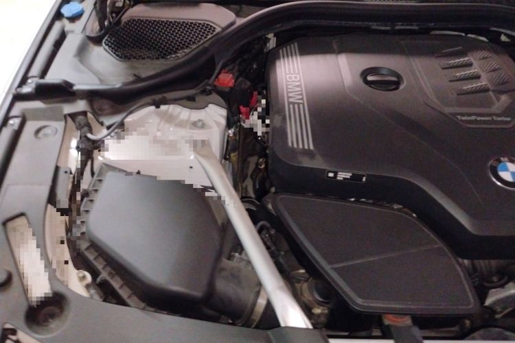 Used BMW 5 Series 2023 530Li Leading Model M Sport Package Engine Bay Right