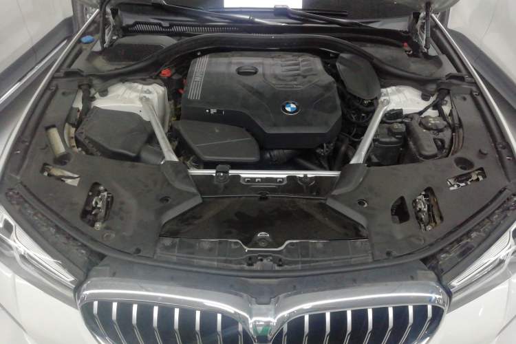 Used BMW 5 Series 2023 530Li Leading Model M Sport Package Engine Bay