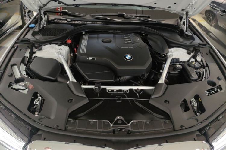 Used BMW 5 Series 2023 530Li Leading Model M Sport Package Engine Bay