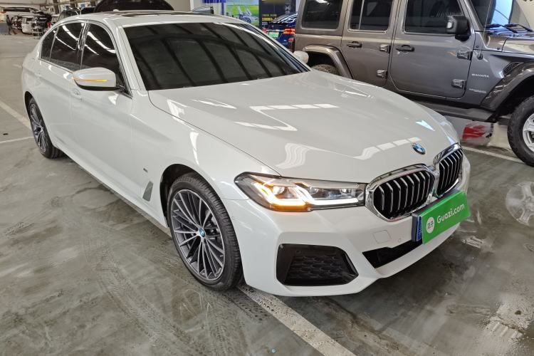 Used BMW 5 Series 2023 530Li Leading Model M Sport Package Exterior 1