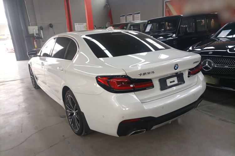 Used BMW 5 Series 2023 530Li Leading Model M Sport Package Exterior 2