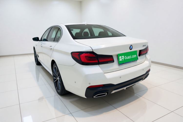 Used BMW 5 Series 2023 530Li Leading Model M Sport Package Exterior 3