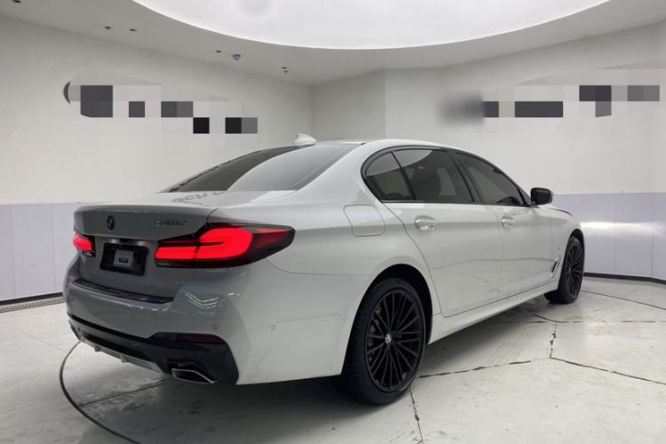 Used BMW 5 Series 2023 530Li Leading Model M Sport Package Exterior 3