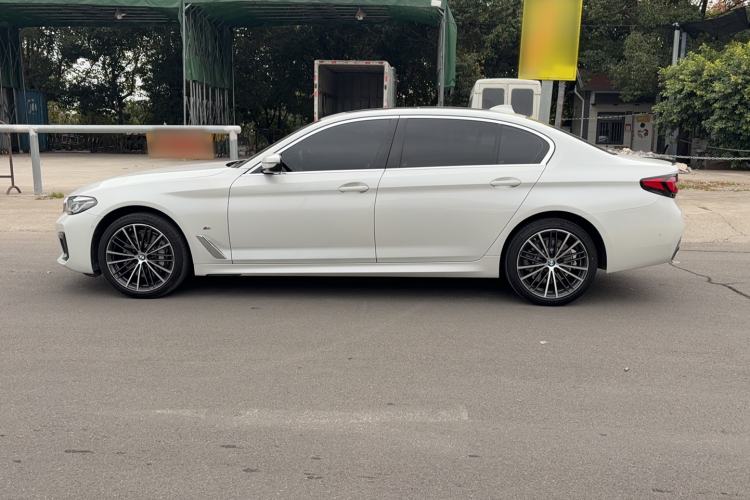 Used BMW 5 Series 2023 530Li Leading Model M Sport Package Exterior 5