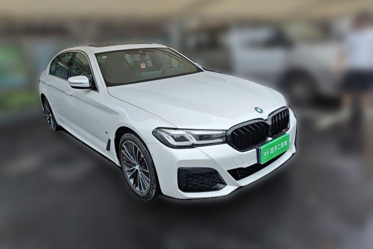 Used BMW 5 Series 2023 530Li Leading Model M Sport Package Front Right 45 Deg