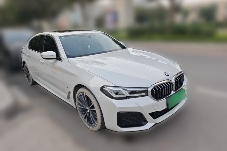 Used BMW 5 Series 2023 530Li Leading Model M Sport Package Front Right 45 Deg