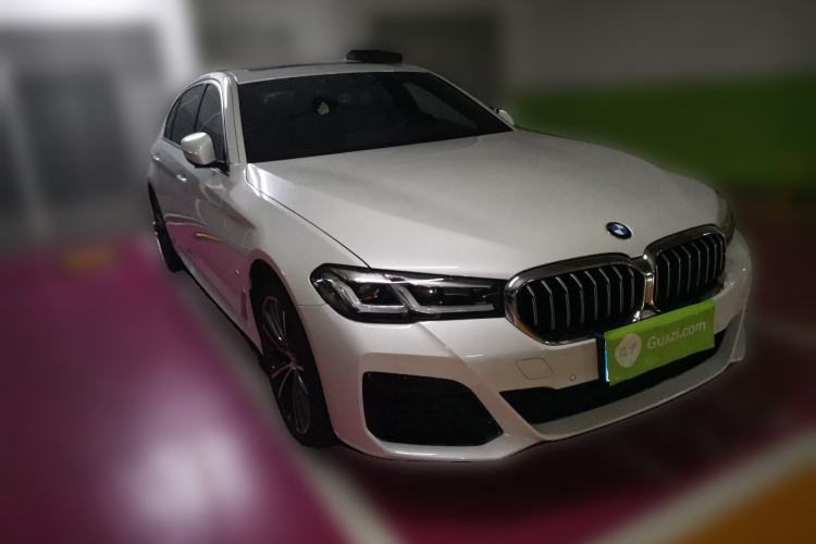Used BMW 5 Series 2023 Restyled 530Li Leading Edition M Sport Package Front Right 45 Deg