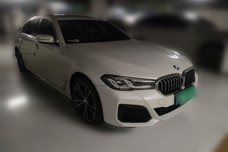 Used BMW 5 Series 2023 530Li Leading Model M Sport Package Front Right 45 Deg