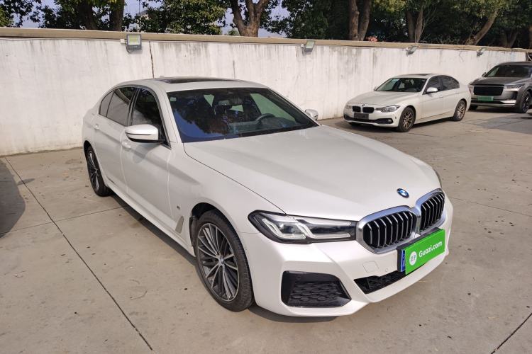 Used BMW 5 Series 2023 Restyled 530Li Leading Edition M Sport Package Front Right 45 Deg