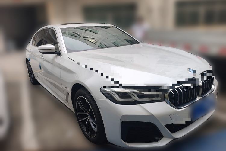 Used BMW 5 Series 2023 530Li Leading Model M Sport Package Front Right 45 Deg