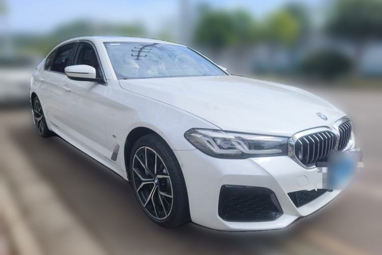 Used BMW 5 Series 2023 530Li Luxury Edition M Sport Package Front Right 45 Deg