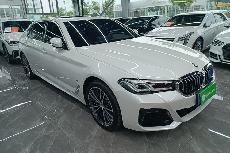 Used BMW 5 Series 2023 Restyled 530Li Leading Edition M Sport Package Front Right 45 Deg