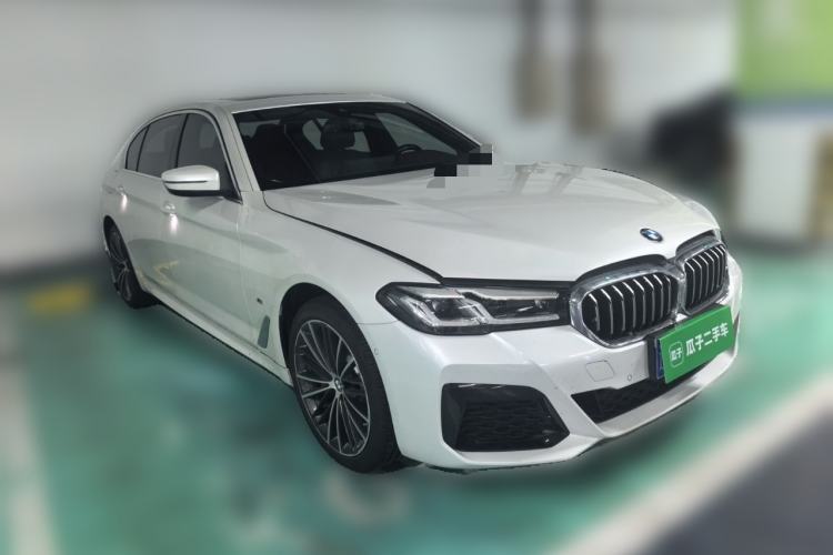 Used BMW 5 Series 2023 530Li xDrive M Sport Package Front Right 45 Deg