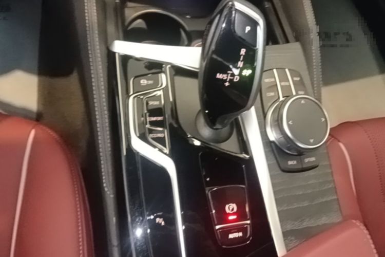 Used BMW 5 Series 2023 530Li xDrive M Sport Package Gear Lever