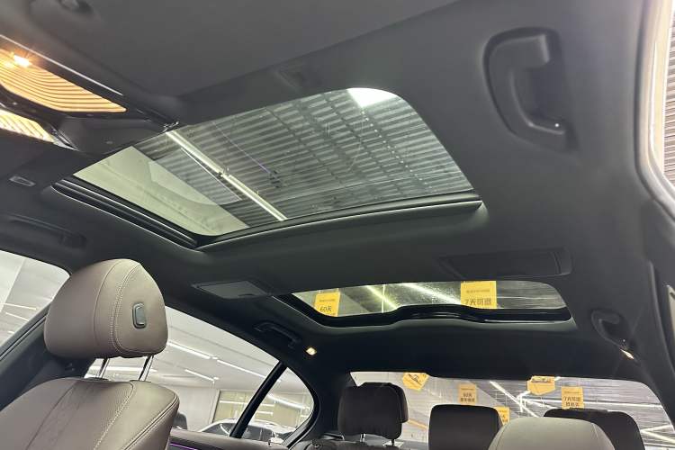 Used BMW 5 Series 2023 Restyled 530Li Leading Edition M Sport Package Headliner