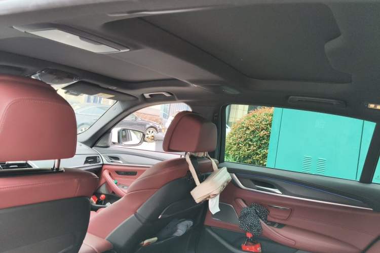 Used BMW 5 Series 2023 530Li Luxury Edition M Sport Package Headliner