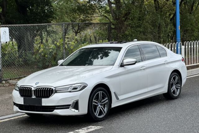 Używany BMW 5 Series 2023 530Li Leading Edition Luxury Package