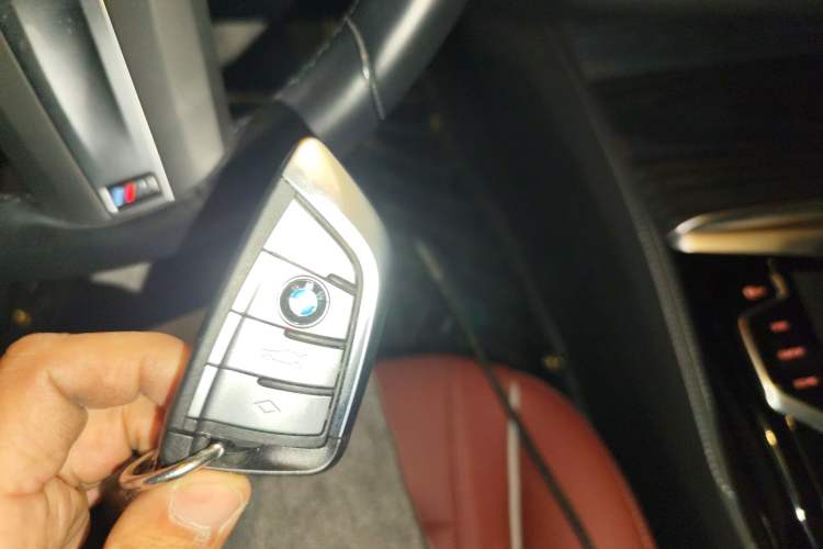 Used BMW 5 Series 2023 530Li Leading Model M Sport Package Interior 1