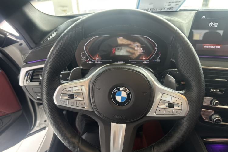 Used BMW 5 Series 2023 530Li xDrive M Sport Package Interior 1